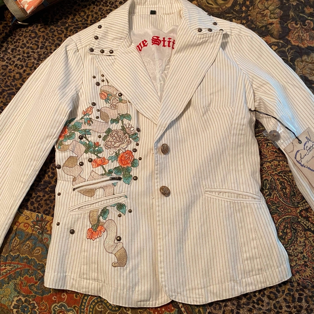 Love Stitch blazer